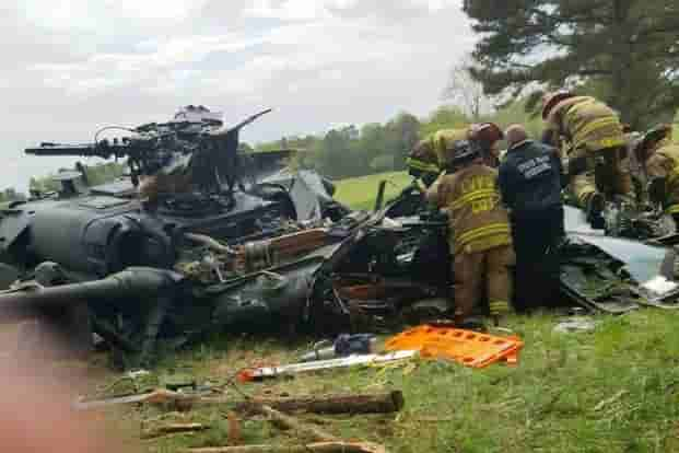 2 U.S. army Black Hawk helicopters crashed in Kentucky during a training session, killing 9 soldiers