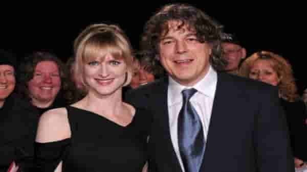 Alan Davies Wife