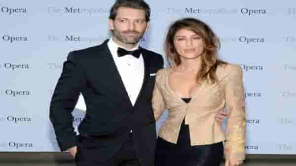 Jennifer Esposito Husband Louis Dowler