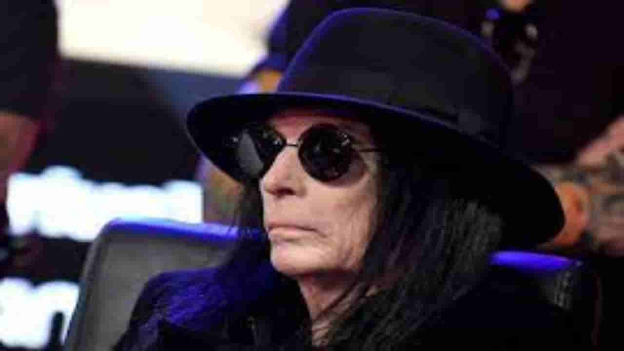 Mick Mars Age