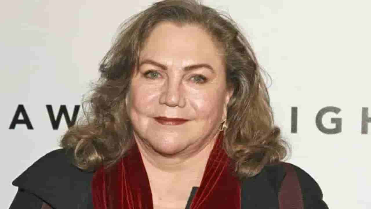 Kathleen Turner Age