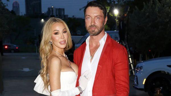 Lisa Hochstein Boyfriend Jody Glidden