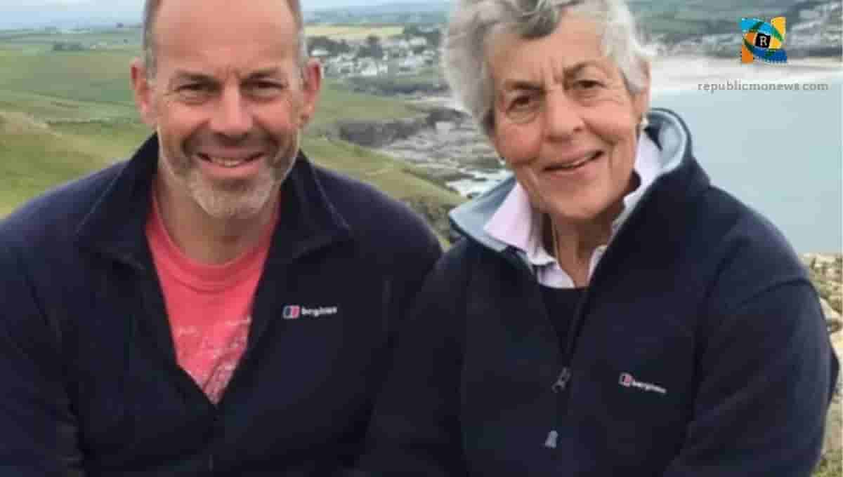 Phil Spencer parents died