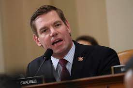 A Florida man is accused of making threats Lawmaker Eric Swalwell and His Family