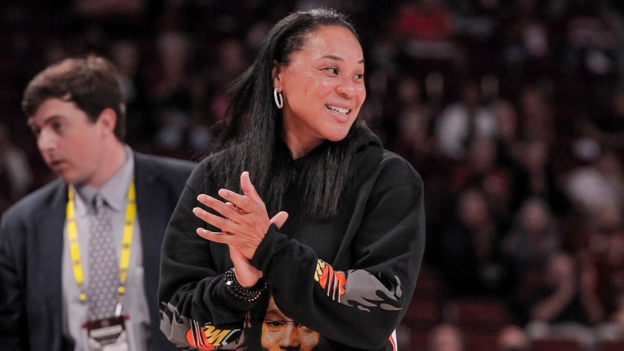 Is Dawn Staley Married? Who is Dawn Staley Girlfriend? – The Republic ...