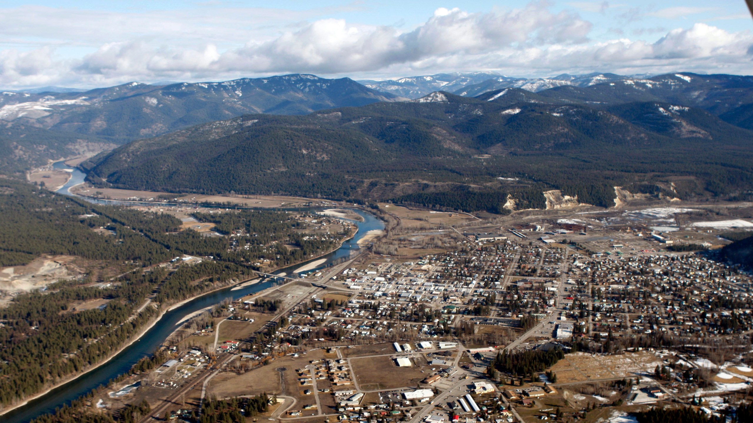 Asbestos victims wanted trial from Montana against railroad company